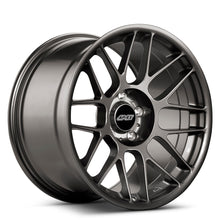 Load image into Gallery viewer, APEX ARC-8 18&quot; Staggered Wheel Set for E90 3 Series (not M3)